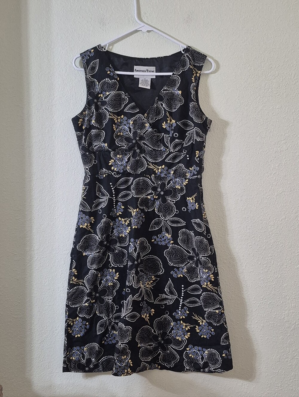Black Floral V-Neck Sleeveless Midi Dress with Blue and Gold Accents